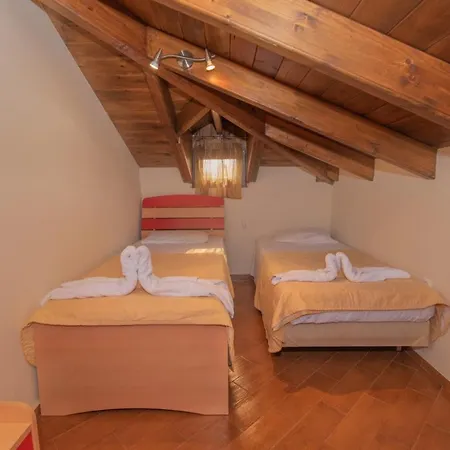 Emma's Luxury Βίλα