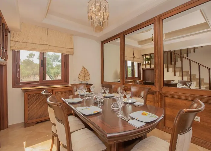 Emma's Luxury * Pastida