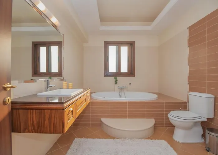 Emma's Luxury فيلة *